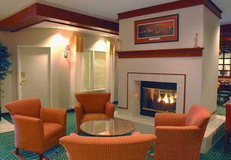 Courtyard Indianapolis Northwest Hotel Interior foto