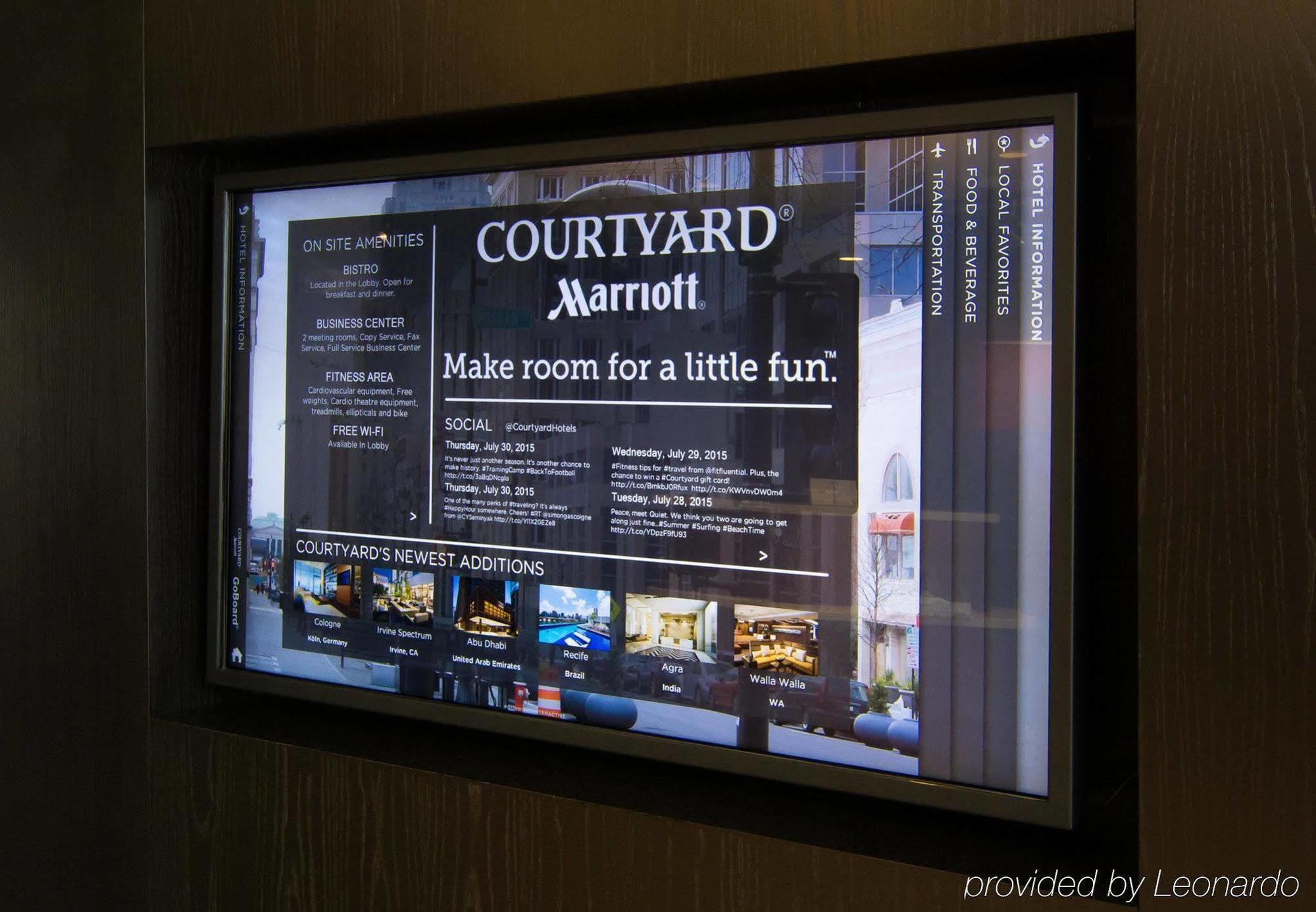 Courtyard Indianapolis Northwest Hotel Exterior foto